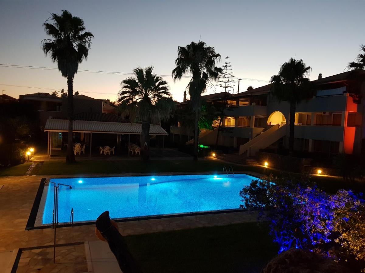 Asteraki Aparthotel Gouvia Esterno foto