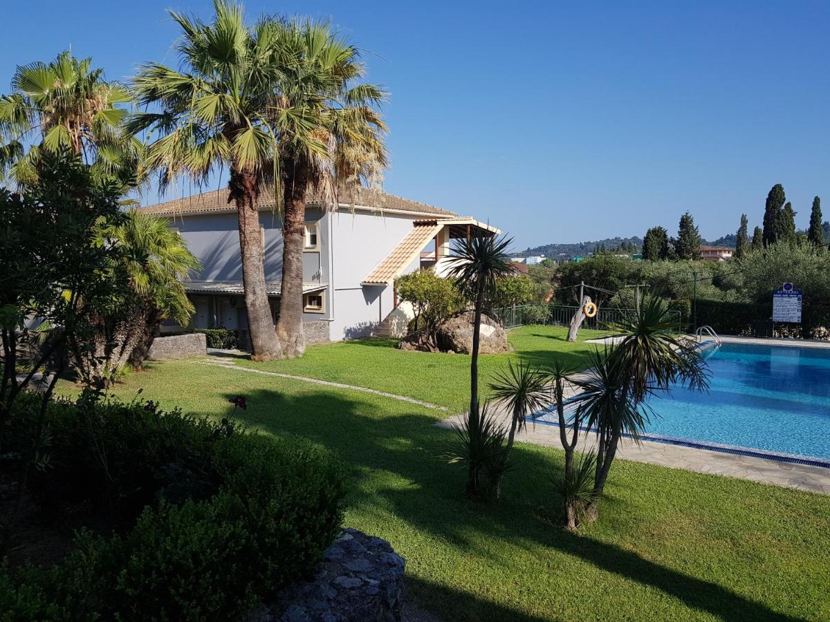 Asteraki Aparthotel Gouvia Esterno foto