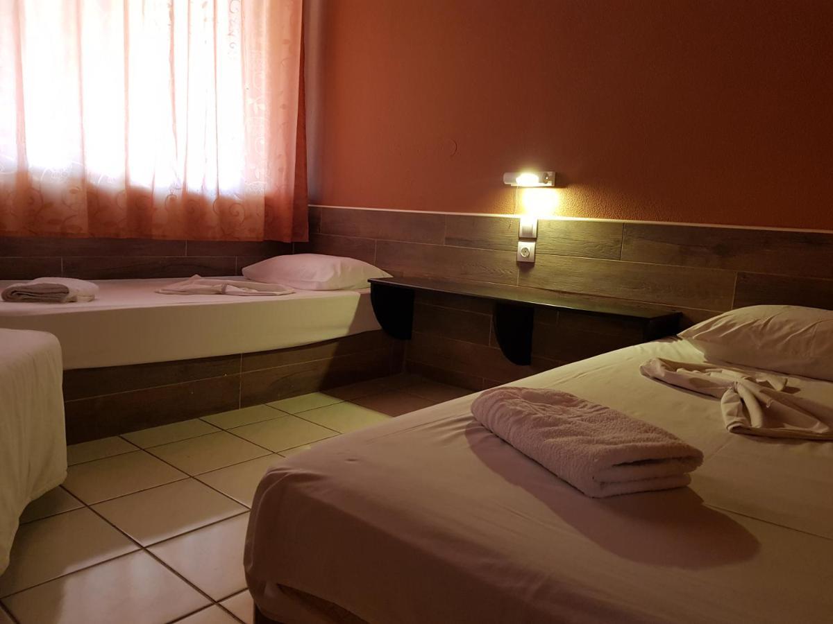 Asteraki Aparthotel Gouvia Esterno foto
