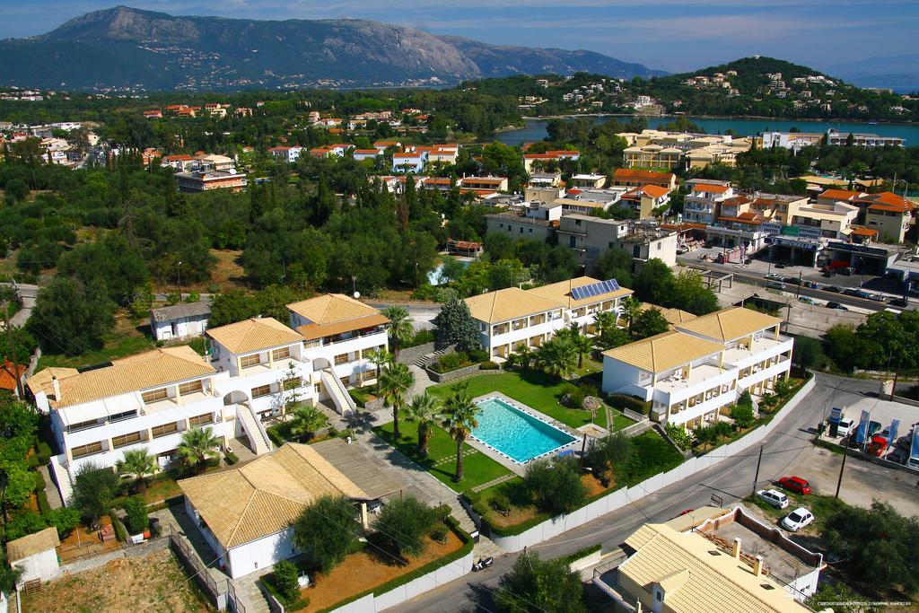 Asteraki Aparthotel Gouvia Esterno foto
